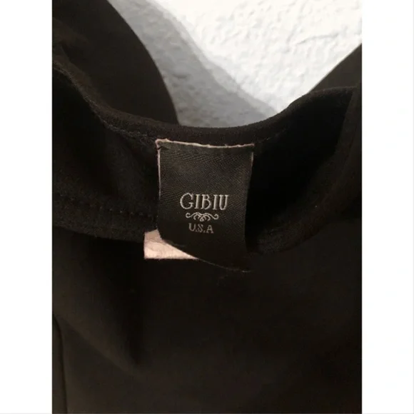 Gibiu ruffled sleeve off the shoulder crop top - Picture 4 of 5